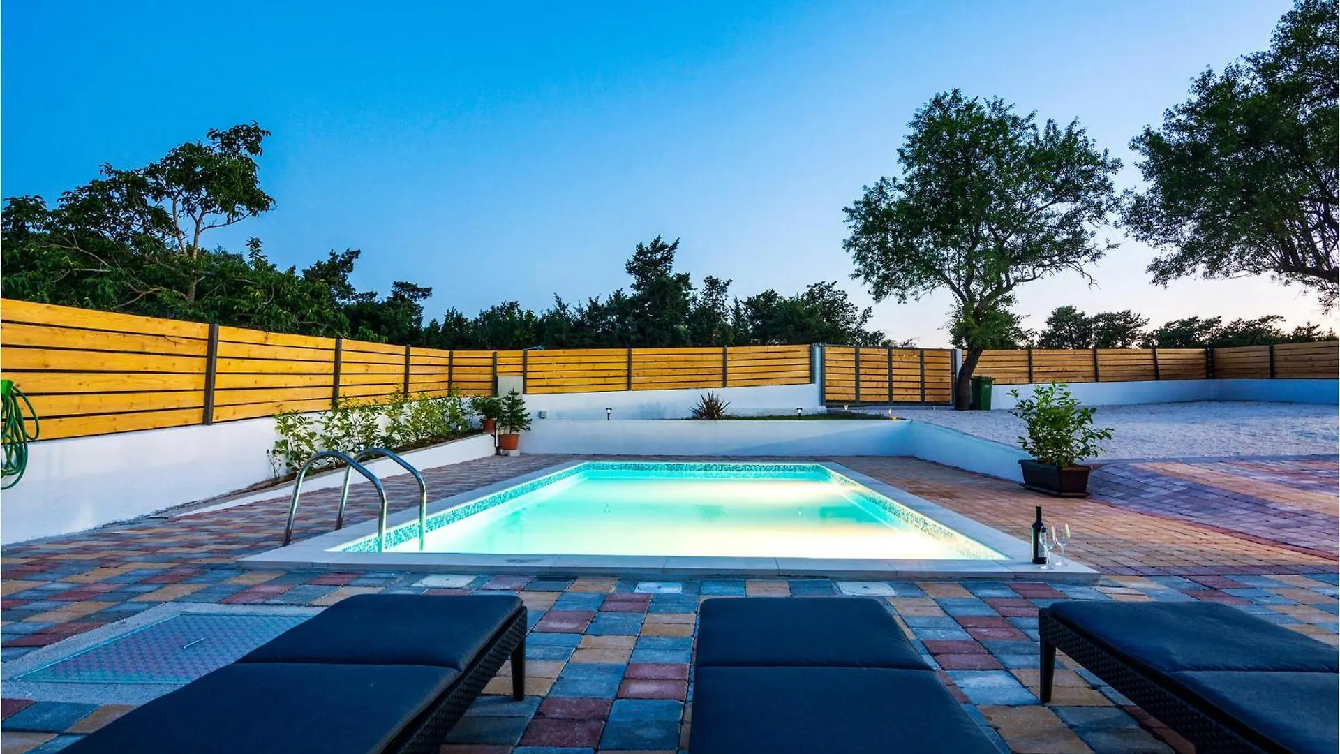 Holiday home 3 Bedroom Awesome Home In Donje Rastane Croatia