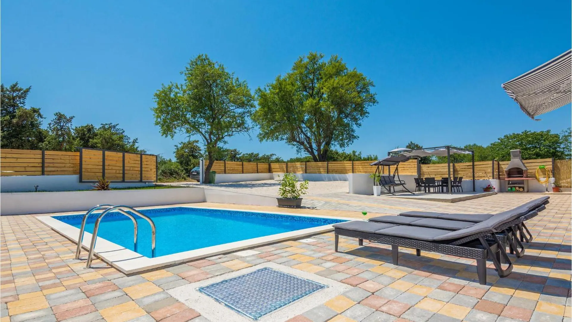 3 Bedroom Awesome Home In Donje Rastane 0*,  Croatia