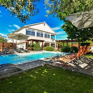 Villa Kuca Za Odmor Lukic, Donje Rastane