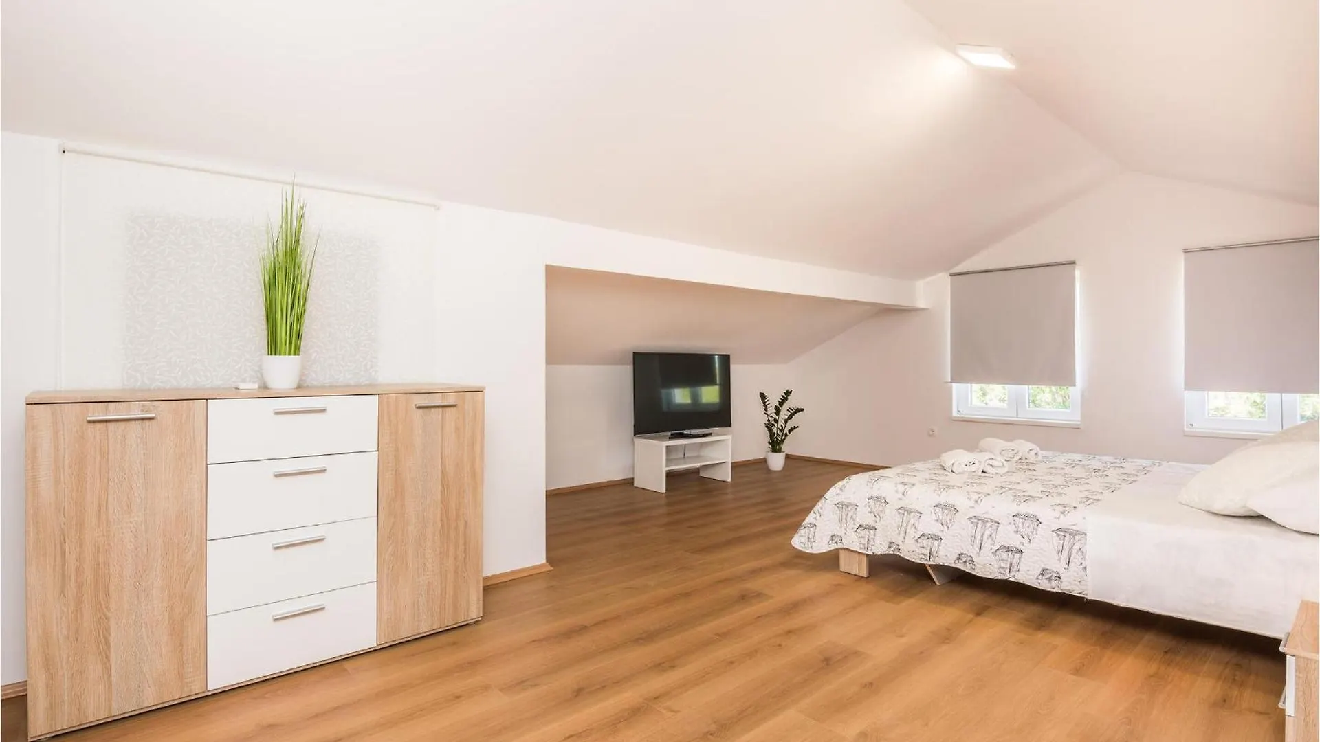 3 Bedroom Awesome Home In Donje Rastane 0*,  Croatia